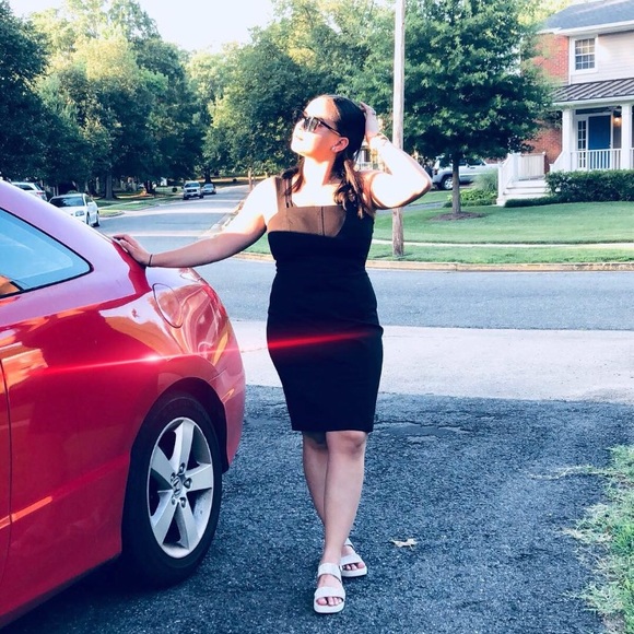 Meet your Posher, Josy - Picture 1 of 1